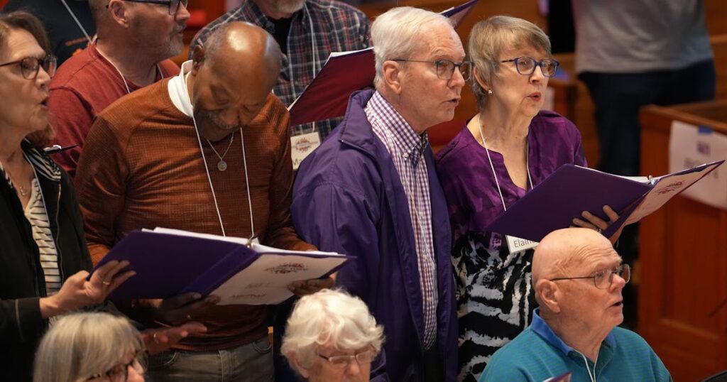 Yuen: Why singing is good for Alzheimer's patients — and their caregivers, too