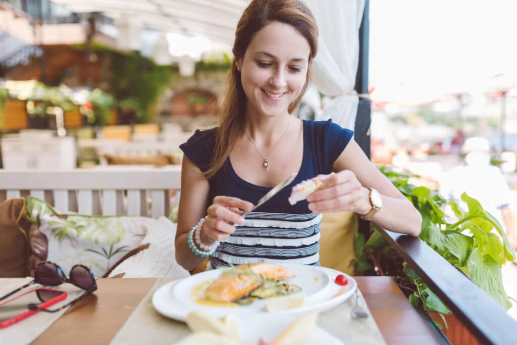 Mediterranean diet could help women live longer, Harvard study finds