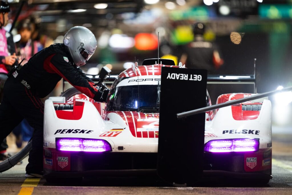 Who is the favorite for the 2024 24 Hours of Le Mans?