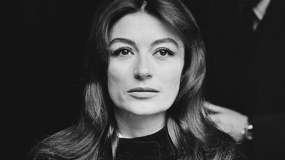 Anouk Aimée, French star nominated for an Oscar for “A Man and a Woman,” has died at 92