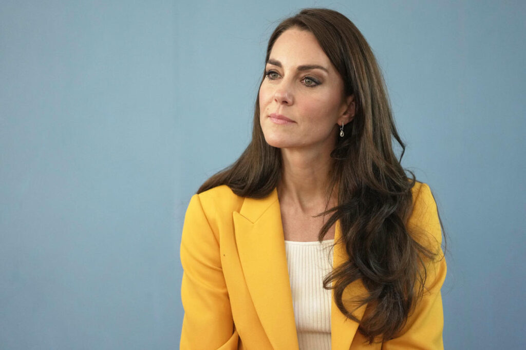 Kate Middleton shares new photo and talks about cancer treatment for the first time