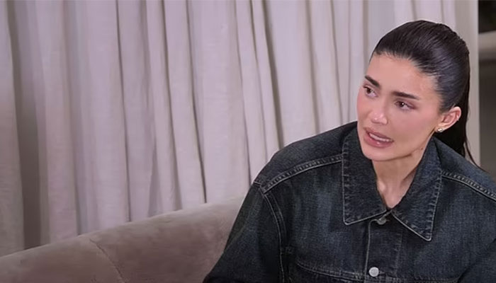 Kylie Jenner breaks down in tears after internet trolls mock her appearance in never-before-seen photos