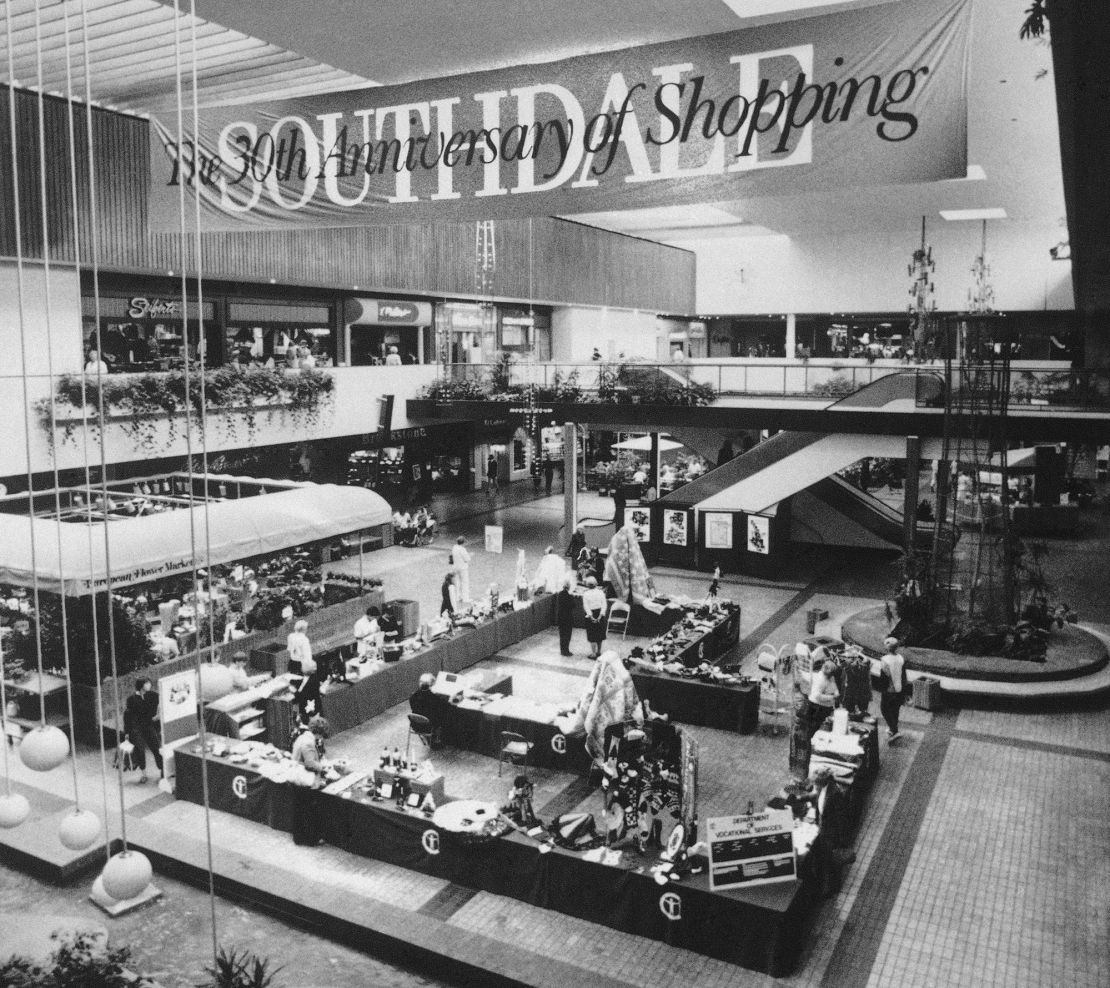 Southdale Center in Edina, Minneapolis, a $20 million shopping, department store and restaurant complex celebrated its 30th anniversary on October 7, 1986 as the world's first enclosed shopping center.