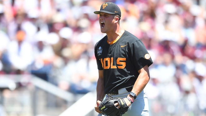 Texas A&M baseball vs Tennessee live score, updates, highlights from CWS Game 2