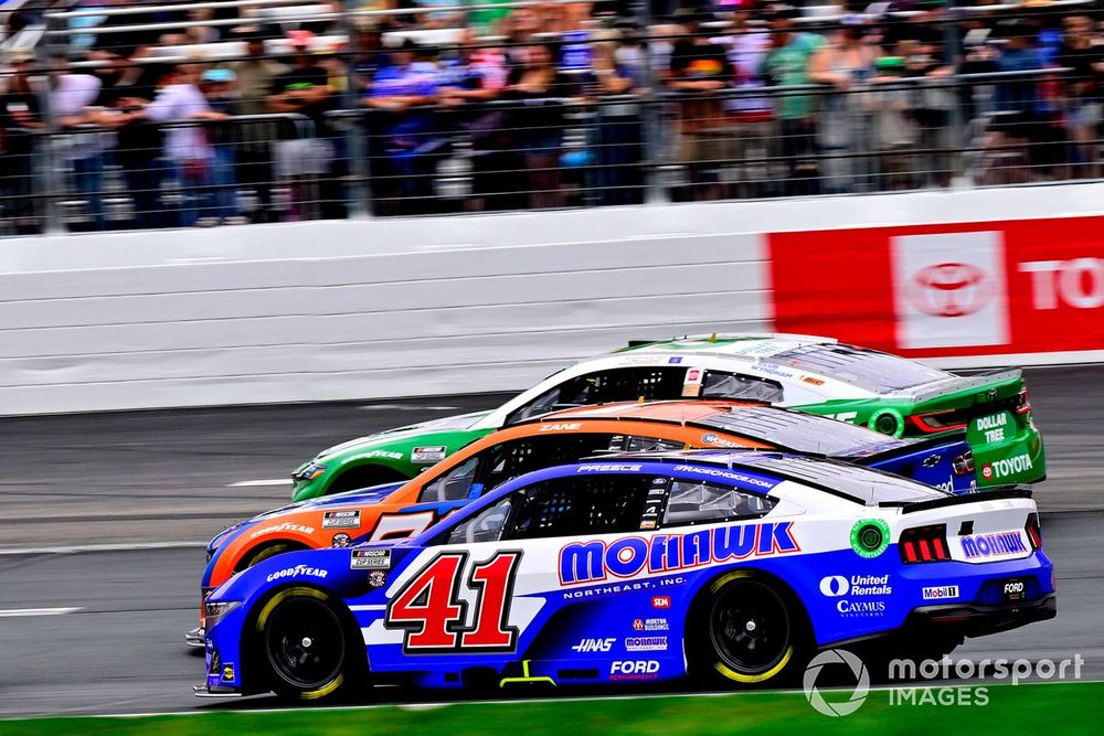 Ryan Preece, Stewart-Haas Racing, Mohawk Northeast Ford Mustang