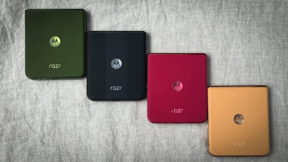 Four Motorola Razr Plus 2024 models in different colors