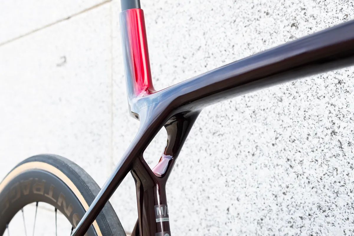 Details of the Trek Madone IsoFlow