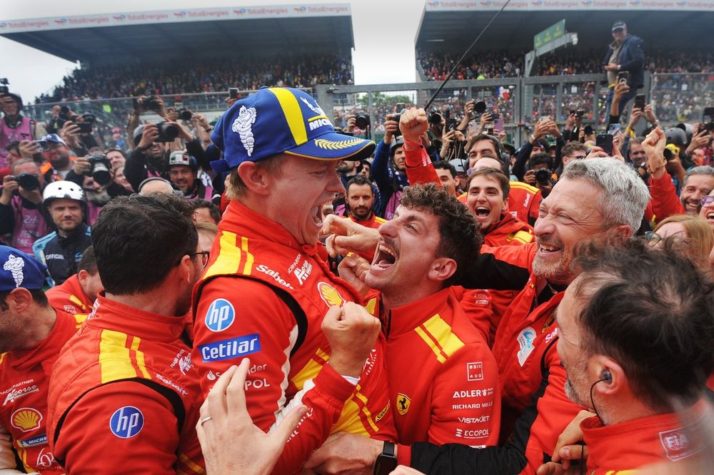 Ferrari AF Corse Ferrari 499P #50: Nicklas Nielsen celebrates victory