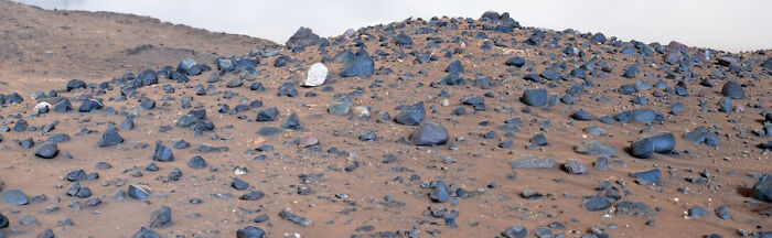 Scientists intrigued after discovering totally different type of rock on Mars