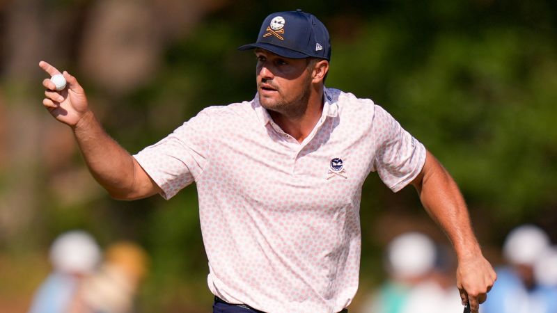 US Open: at the box office, Bryson DeChambeau receives physiotherapy mid-round in the woods – then muscles in the lead |  CNN