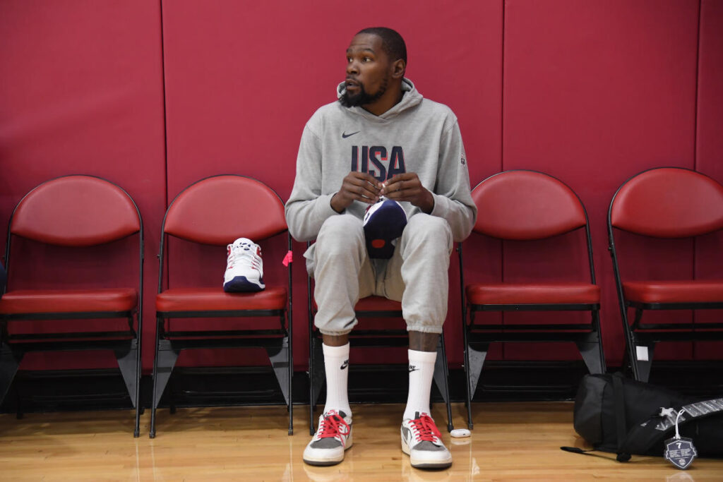 Kevin Durant Addresses Trade Rumors, Desire to Play 'Until the Wheels Fall Off'