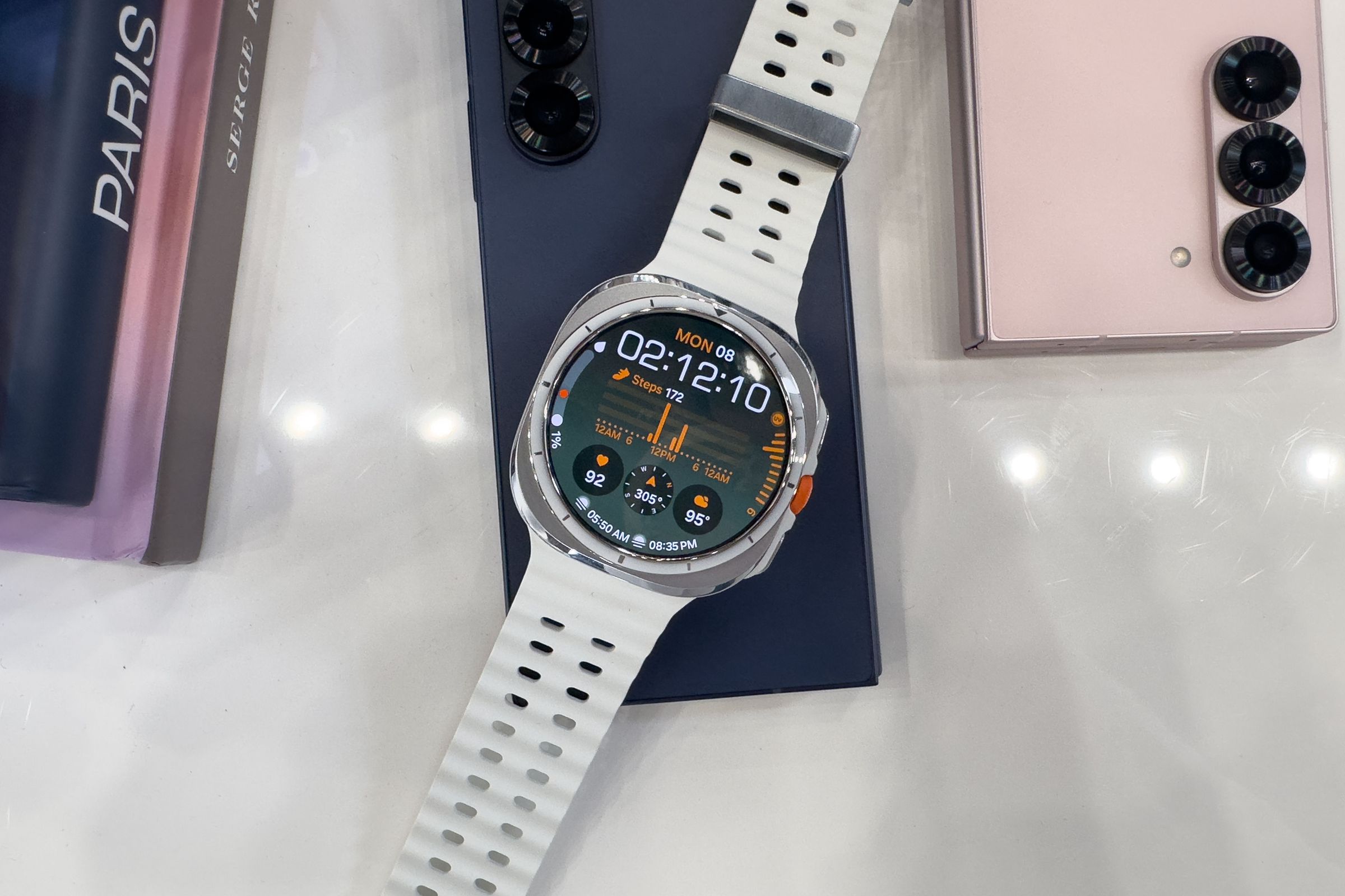 View of the Galaxy Watch Ultra