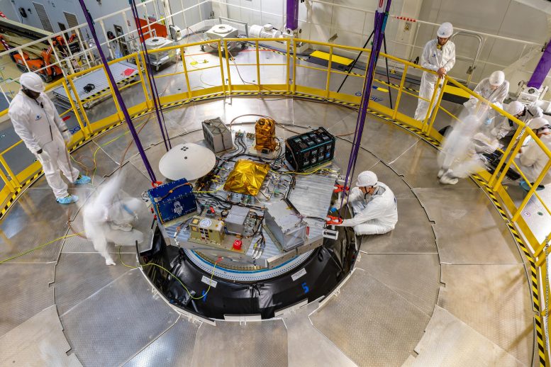 Installation of the first passengers on Ariane 6