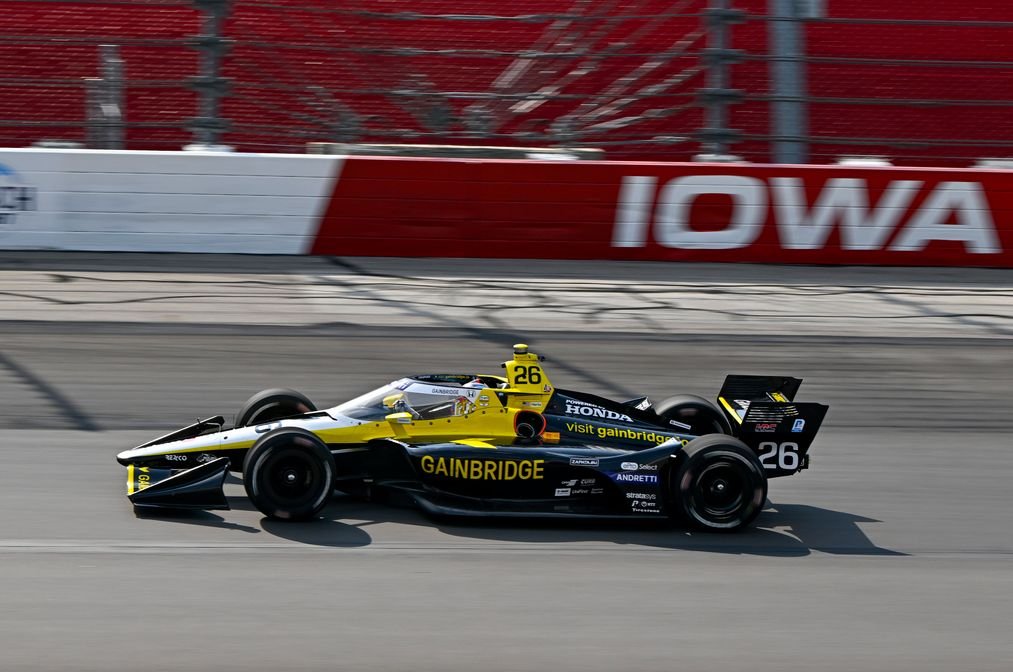 IndyCar Iowa: Herta and McLaughlin in pole position despite hybrid engine problems