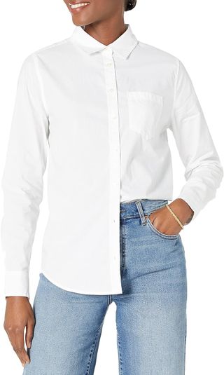 Amazon Essentials Women's Classic Fit Long Sleeve Poplin Button-Down Shirt, White, Size S