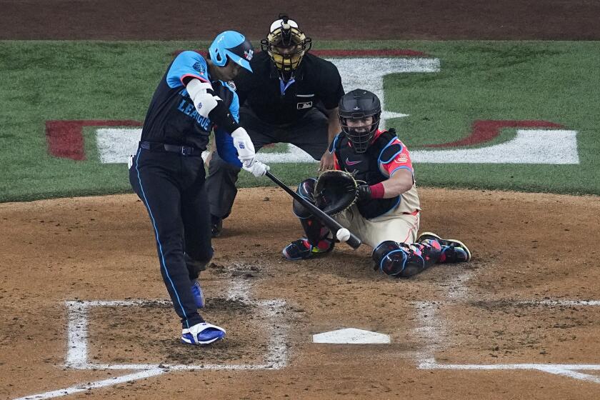 Shohei Ohtani's 3-Run Shot Caps Memorable All-Star Week for Dodgers