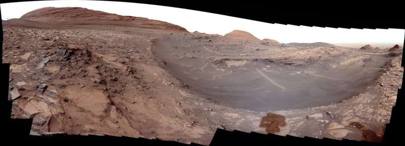 NASA's Curiosity Rover Finds Surprise in Martian Rock