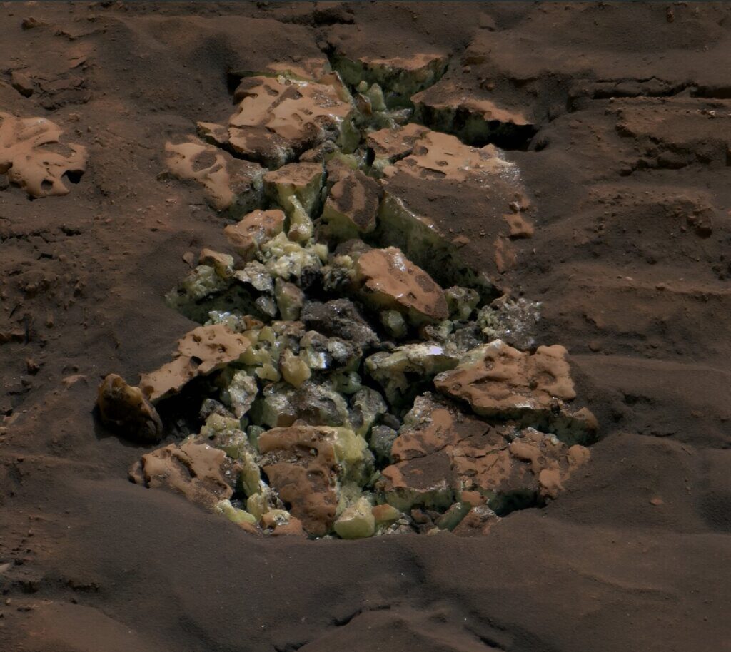 NASA's Curiosity Rover Finds Surprise in Martian Rock