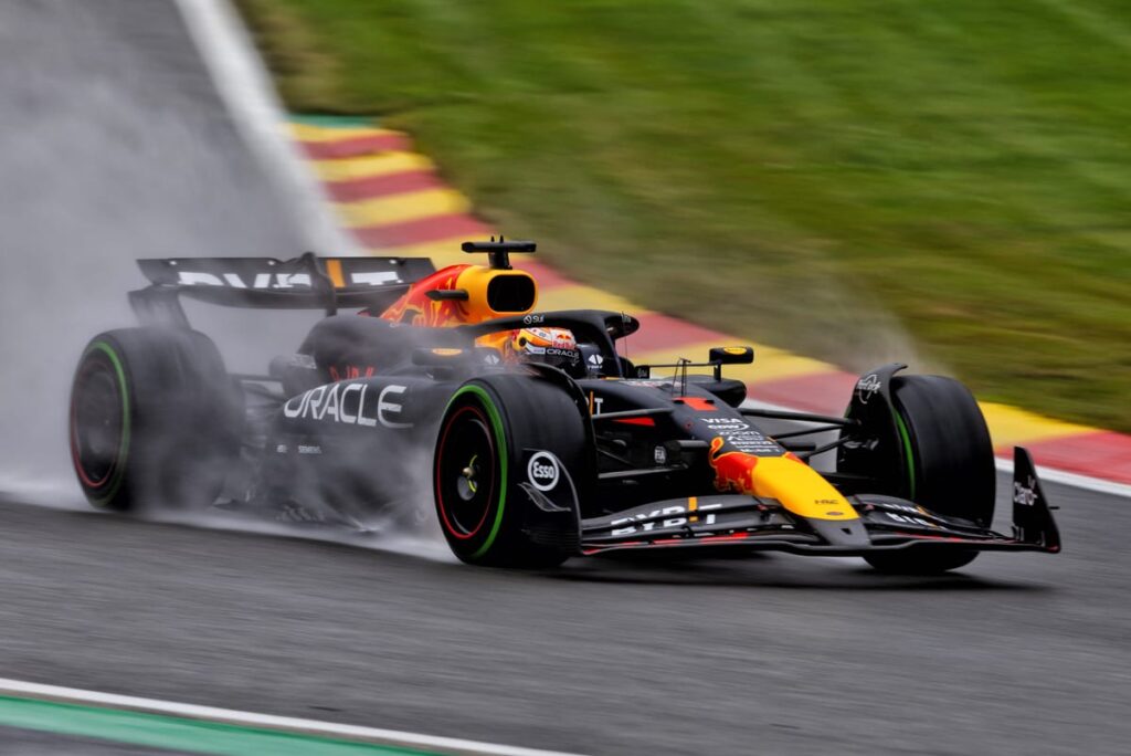 Mark Hughes: "What will Verstappen's toughest return at Spa depend on?"