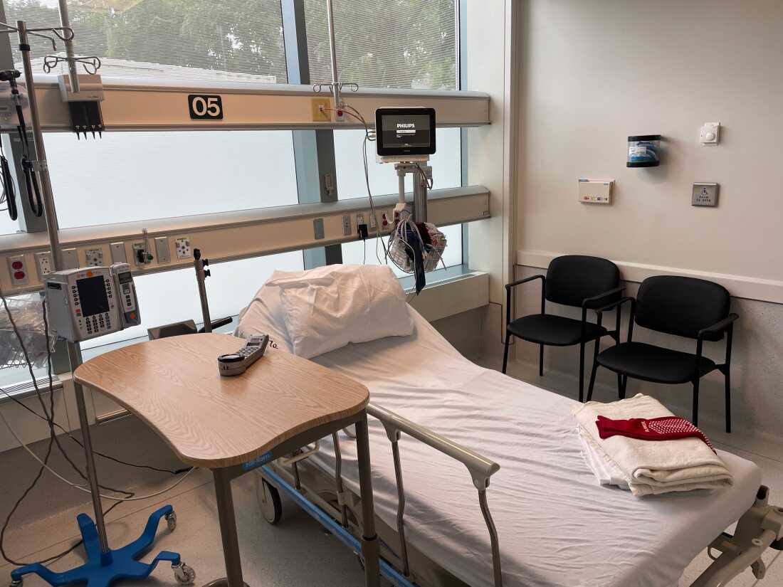 A room in Glen Cove Hospital's geriatric emergency department has natural light, space to move around and chairs for family members.