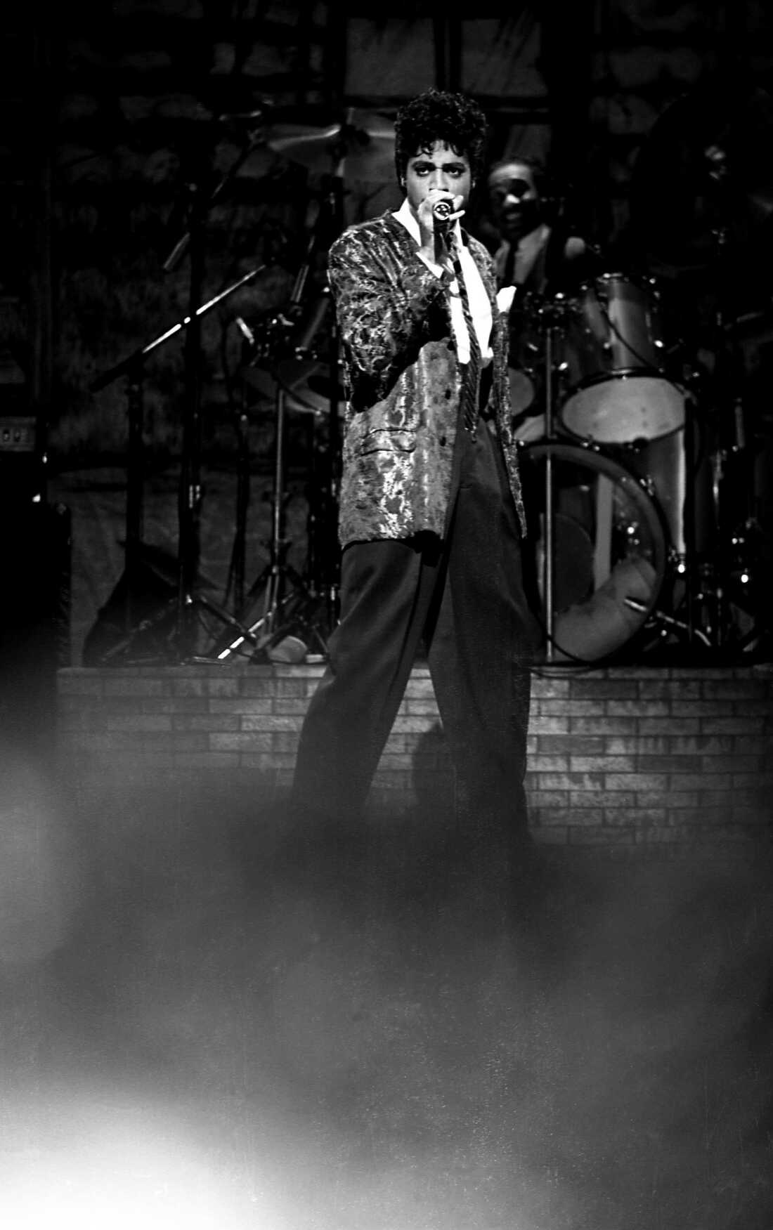 Morris Day of The Time performed in Chicago in 1983, before the release of Purple Rain.