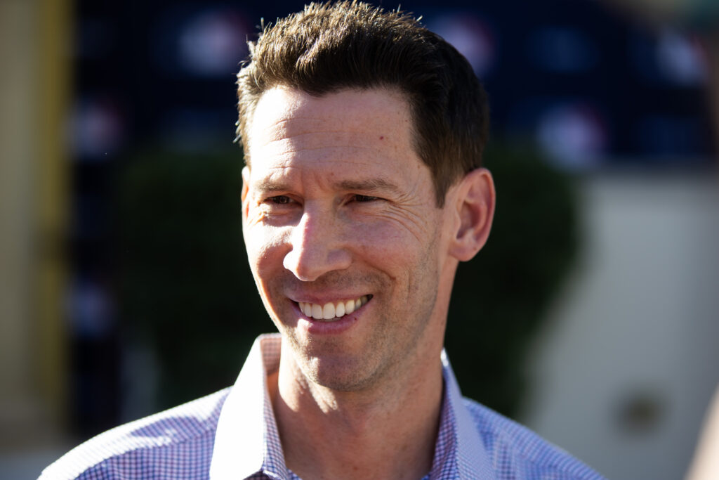 Breslow at deadline: Red Sox commit to choosing path