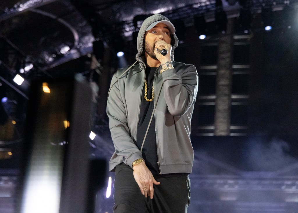 Eminem Hits No. 11 on Billboard 200 with "The Death of Slim Shady (Coup de Grâce)"