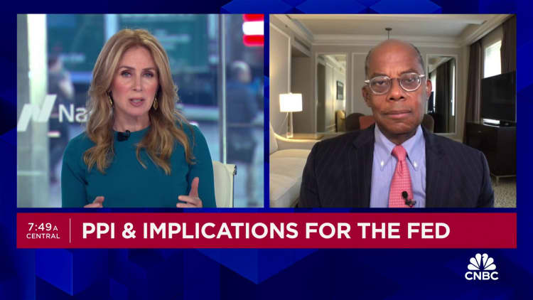 Economy has performed relatively well despite Fed's tight policy, says Roger Ferguson