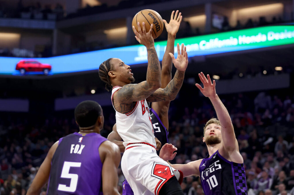 Hollinger: Don't expect rings, but Kings' DeMar DeRozan trade will wreak havoc