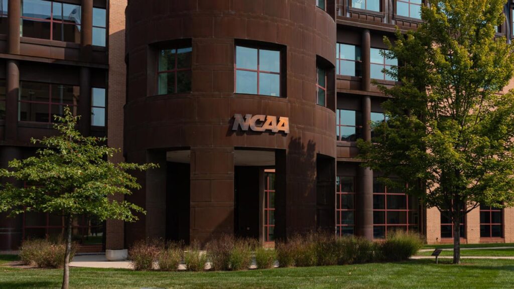 House-NCAA deal details NIL roster size, transparency as college leaders lay out plan for future