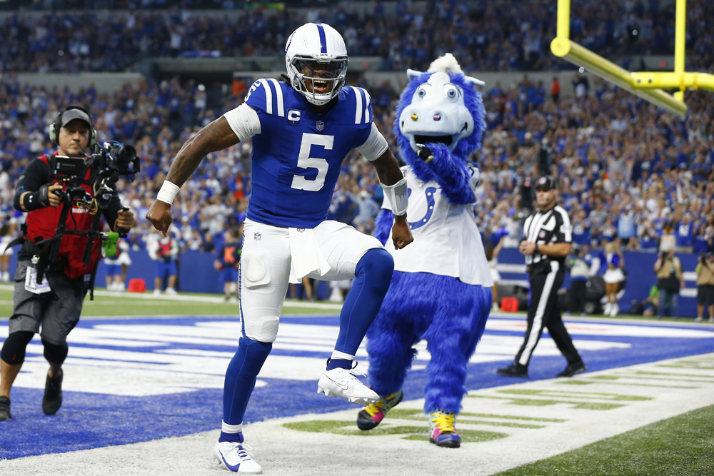 INDIANAPOLIS, IN - OCTOBER 01: Indianapolis Colts quarterback Anthony Richardson (5) reacts after scoring a touchdown during an NFL game between the Los Angeles Rams and the Indianapolis Colts on October 1, 2023 at Lucas Oil Stadium in Indianapolis, IN. (Photo by Jeffrey Brown/Icon Sportswire)