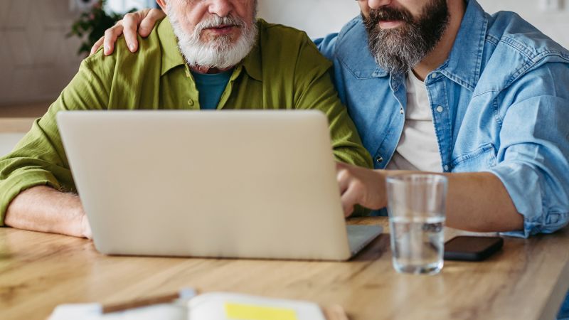 Money problems may be an early sign of dementia | CNN Business