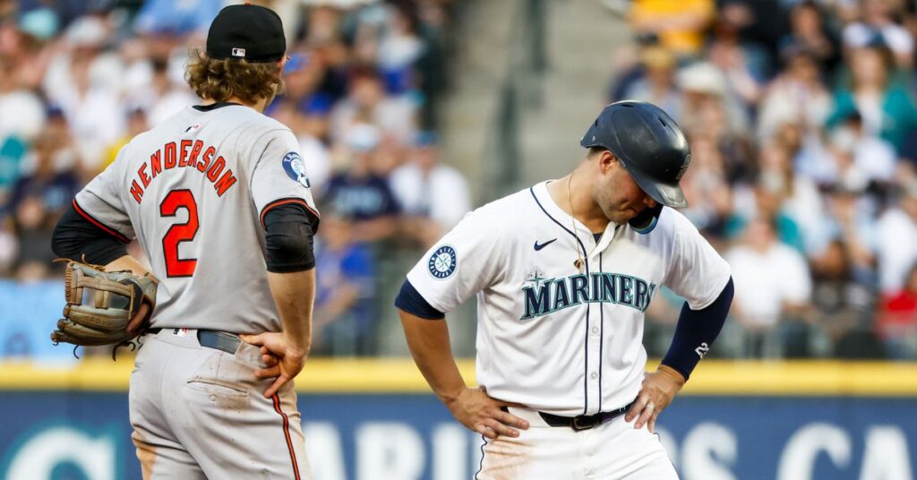 Orioles 2, Mariners 0: The one where Mariners fans loudly announce they're done