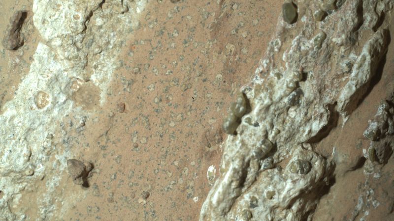 Rock discovery by NASA's Perseverance rover could show microbial life existed on Mars | CNN