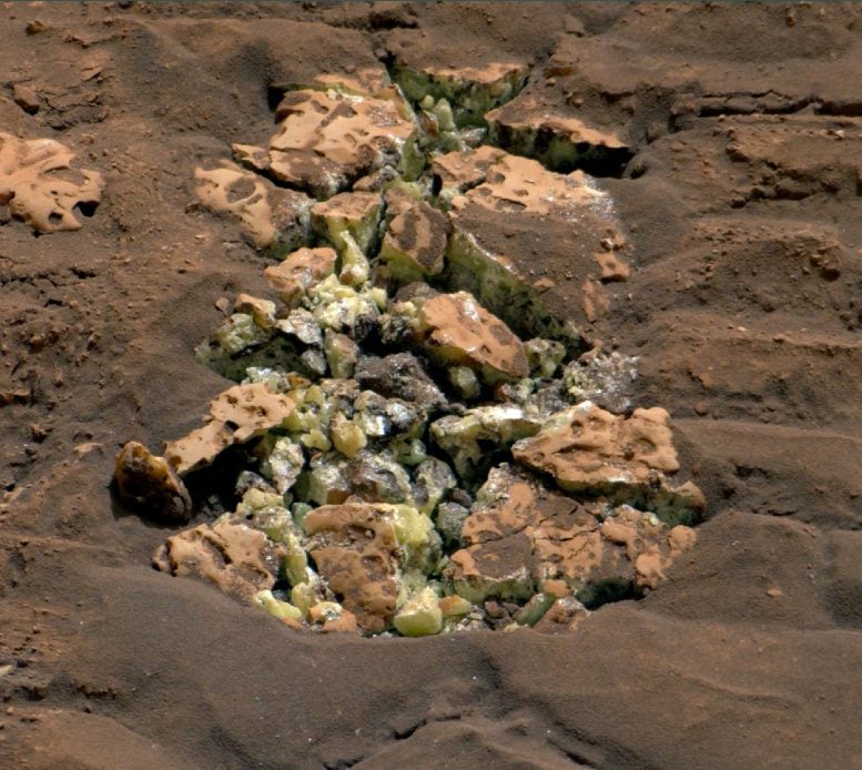 Curiosity observes sulfur crystals in crushed rock