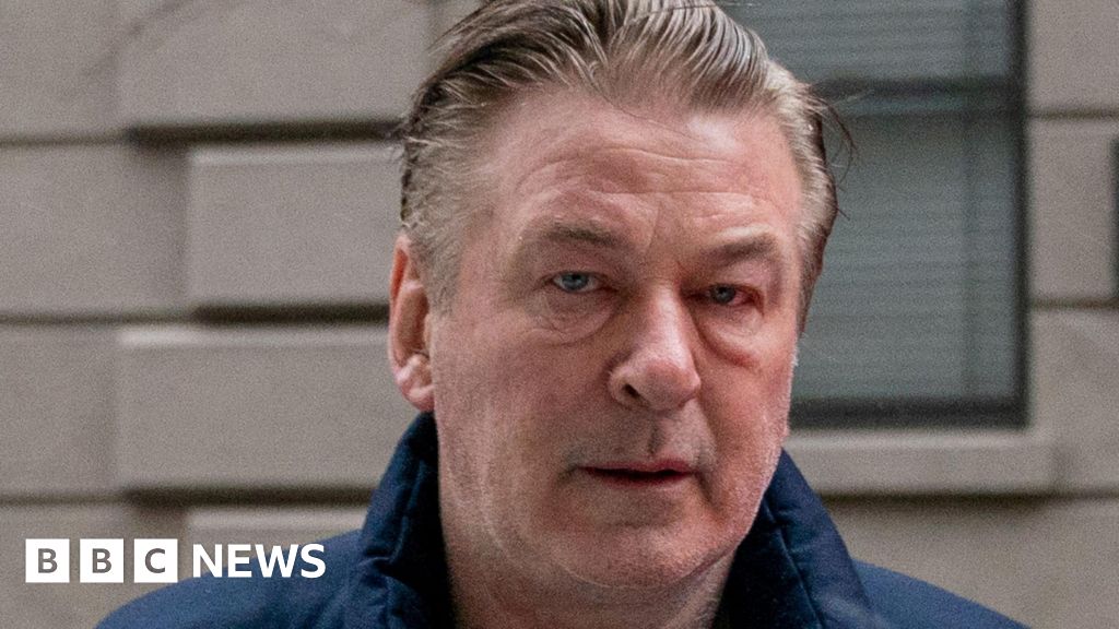 What you need to know about Alec Baldwin's trial in Rust - BBC News